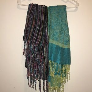 CHARMING CHARLIE SCARVES / 2